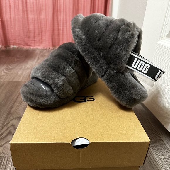 Ugg Fluff Yeah Grey Slide - Picture 2 of 4